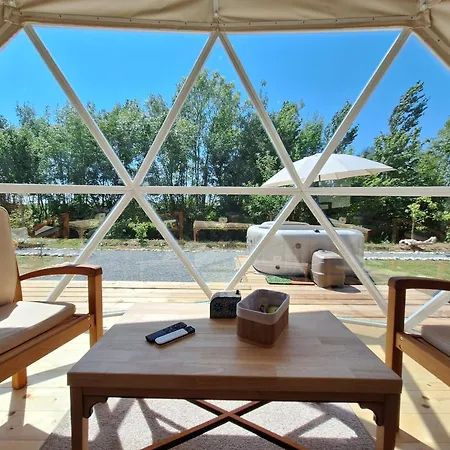 住宿加早餐酒店 Escapade Insolite - Domes, Tipis, Aire De Camping-cars & Vans