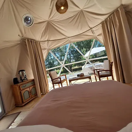 Escapade Insolite - Domes, Tipis, Aire De Camping-cars & Vans
