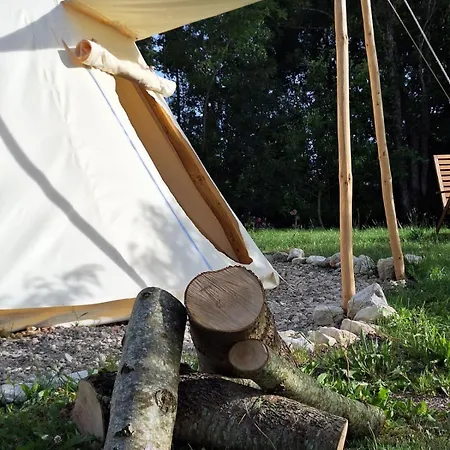 Escapade Insolite - Domes, Tipis, Aire De Camping-cars & Vans *